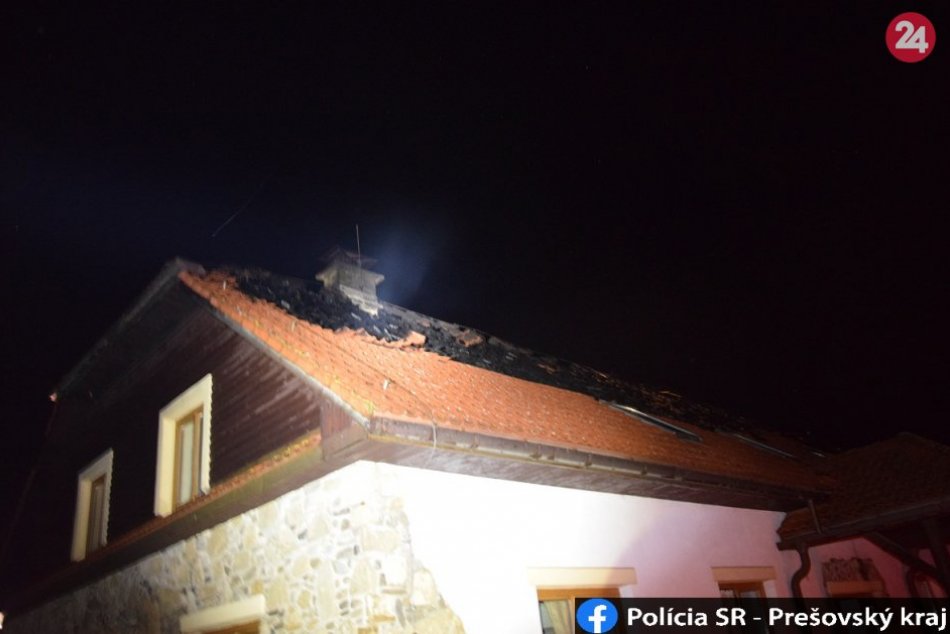 FOTO Z MIESTA: V areáli penziónu v Humenskom okrese došlo k požiaru